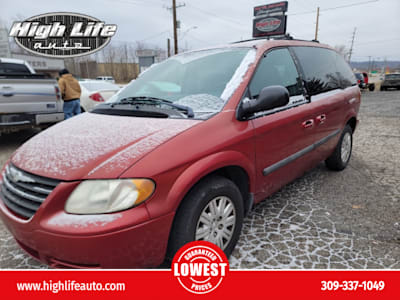 **2005 Chrysler Town & Country**