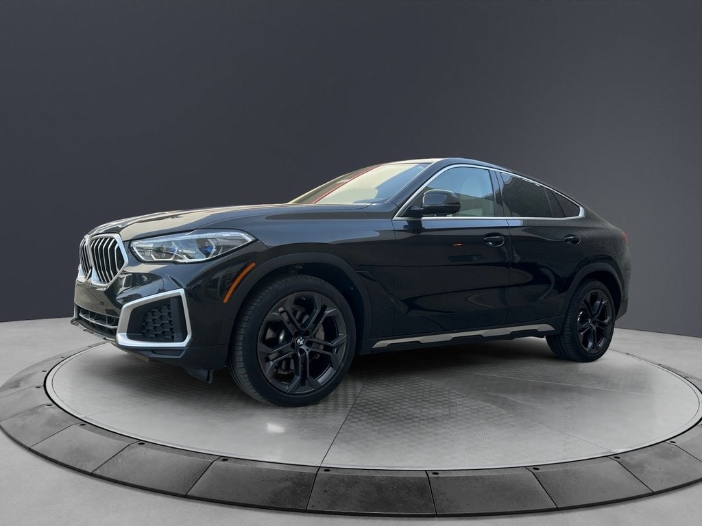 2022 BMW X6 40i